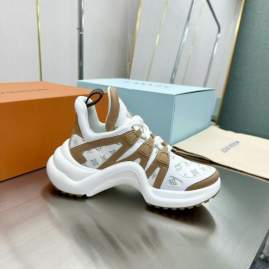 Picture of Louis Vuitton Shoes _SKULVsz35-41517723.5cmmnf0308